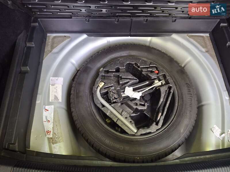 Універсал Volkswagen Golf 2010 в Кам'янець-Подільському