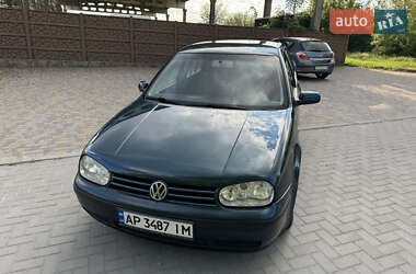 Хетчбек Volkswagen Golf 2000 в Запоріжжі