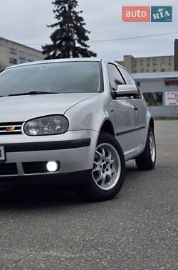 Хэтчбек Volkswagen Golf 1998 в Киеве