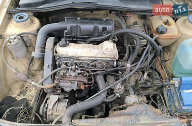 Хэтчбек Volkswagen Golf 1985 в Харькове