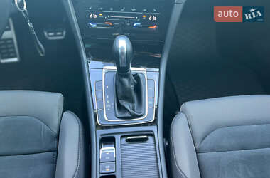 Универсал Volkswagen Golf 2019 в 