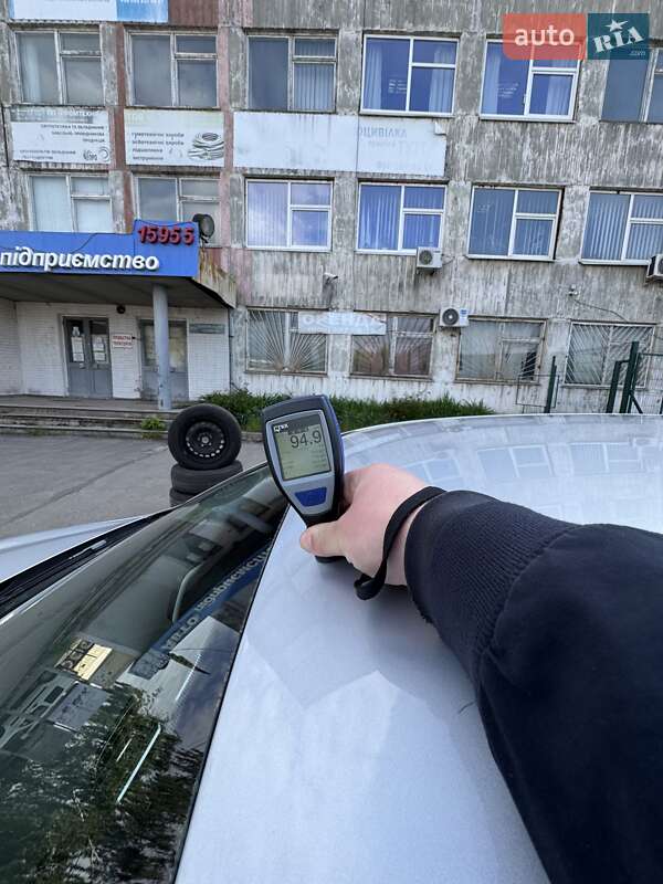 Хетчбек Volkswagen Golf 2009 в Сумах