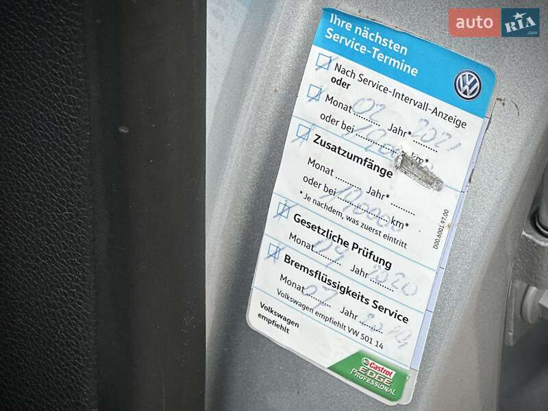 Хетчбек Volkswagen Golf 2009 в Сумах