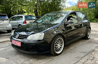 Хэтчбек Volkswagen Golf 2008 в Ровно