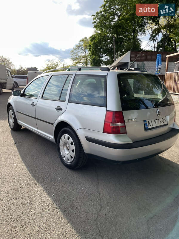 Універсал Volkswagen Golf 2003 в Згурівці