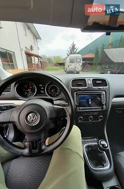 Универсал Volkswagen Golf 2011 в 