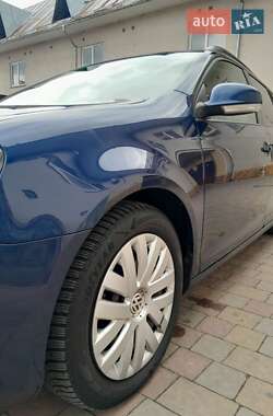 Универсал Volkswagen Golf 2011 в 