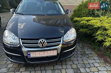 Універсал Volkswagen Golf 2009 в 