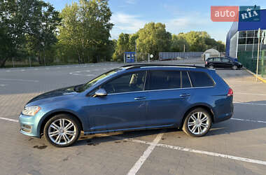 Універсал Volkswagen Golf 2015 в Сумах