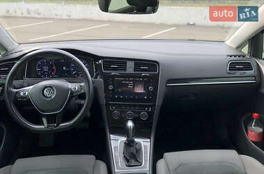Універсал Volkswagen Golf 2017 в 