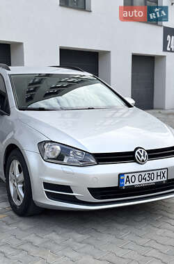 Універсал Volkswagen Golf 2014 в Ужгороді