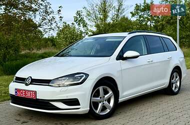 Універсал Volkswagen Golf 2018 в Стрию