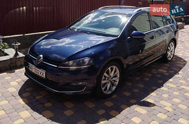 Универсал Volkswagen Golf 2014 в 