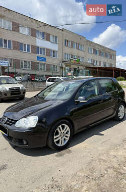 Хетчбек Volkswagen Golf 2007 в 