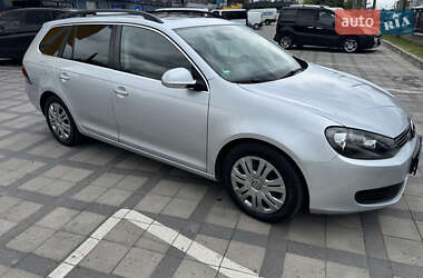 Универсал Volkswagen Golf 2011 в 