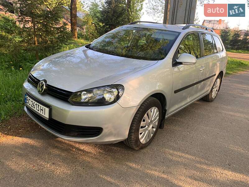 Универсал Volkswagen Golf 2013 в Жидачове