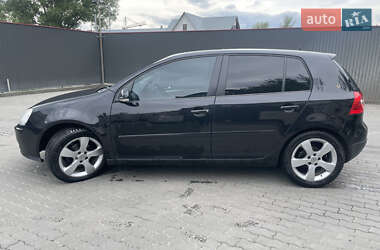 Хетчбек Volkswagen Golf 2007 в Чернівцях