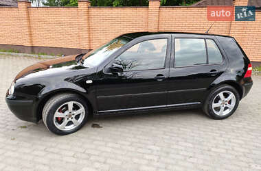 Хэтчбек Volkswagen Golf 2003 в Красилове
