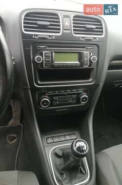 Универсал Volkswagen Golf 2010 в 