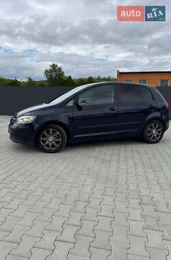 Хетчбек Volkswagen Golf 2006 в Нововолинську