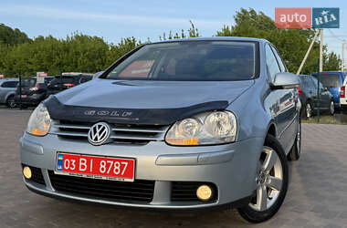 Хэтчбек Volkswagen Golf 2008 в 