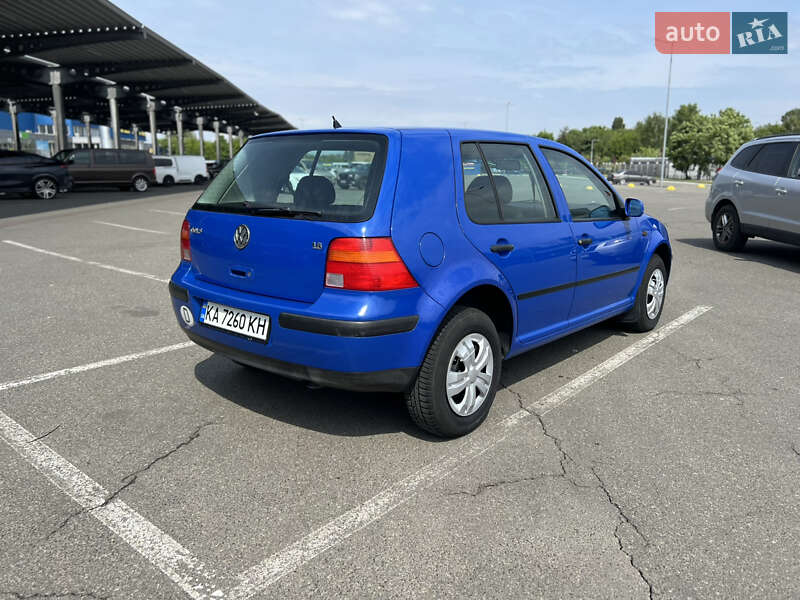 Хетчбек Volkswagen Golf 1998 в Києві