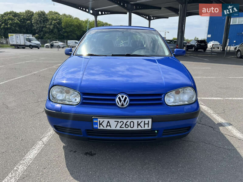 Хетчбек Volkswagen Golf 1998 в Києві