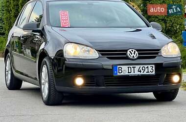Хэтчбек Volkswagen Golf 2008 в Умани