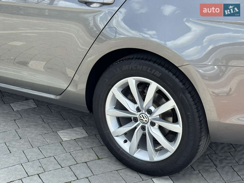 Универсал Volkswagen Golf 2016 в Дрогобыче фото 30 Универсал Volkswagen Golf 2016 в Дрогобыче