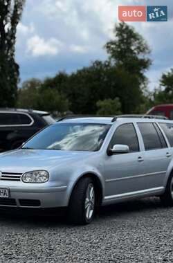 Універсал Volkswagen Golf 2003 в Сумах