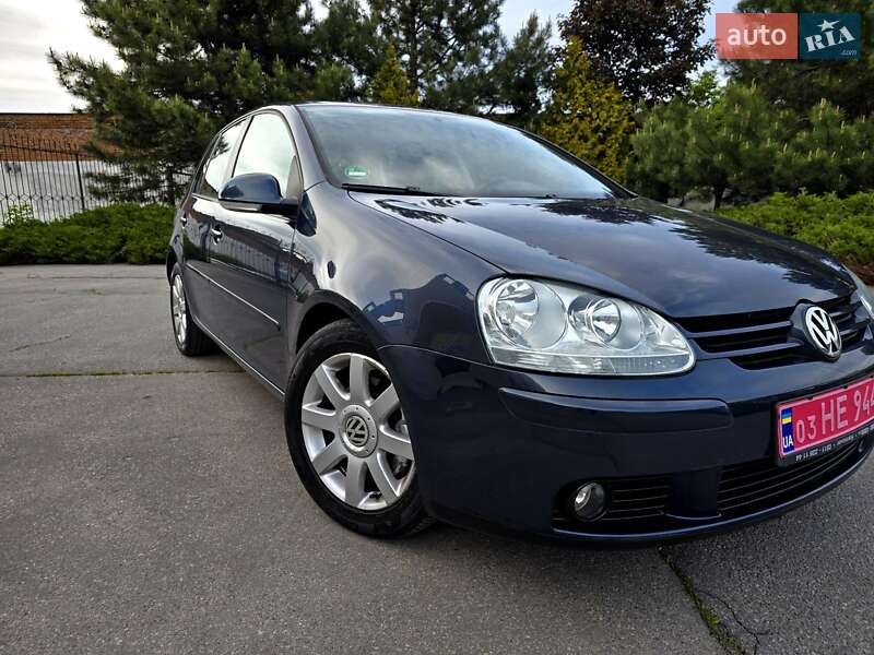 Хетчбек Volkswagen Golf 2006 в Полтаві