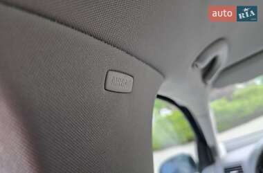 Хэтчбек Volkswagen Golf 2006 в 