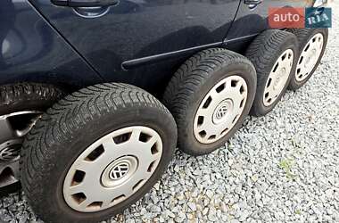 Хэтчбек Volkswagen Golf 2006 в 