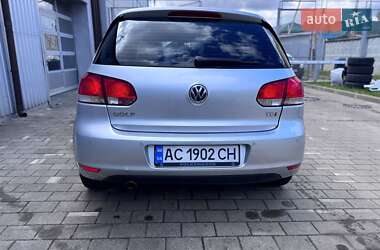 Хетчбек Volkswagen Golf 2010 в 
