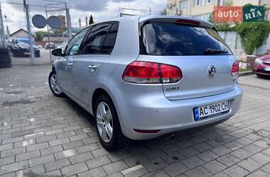 Хетчбек Volkswagen Golf 2010 в 