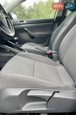 Универсал Volkswagen Golf 2008 в 