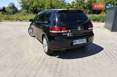 Хэтчбек Volkswagen Golf 2013 в 