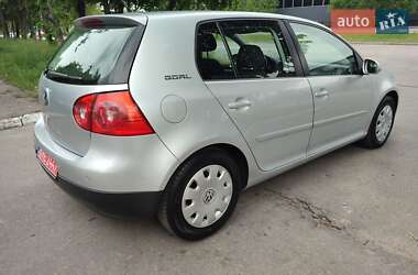 Хетчбек Volkswagen Golf 2007 в 