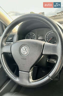 Универсал Volkswagen Golf 2006 в 