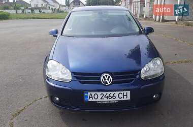 Хэтчбек Volkswagen Golf 2008 в 