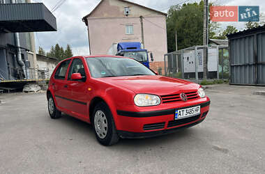 Хетчбек Volkswagen Golf 1998 в 