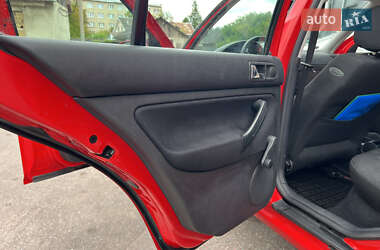 Хетчбек Volkswagen Golf 1998 в 