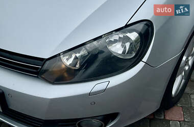Универсал Volkswagen Golf 2010 в 