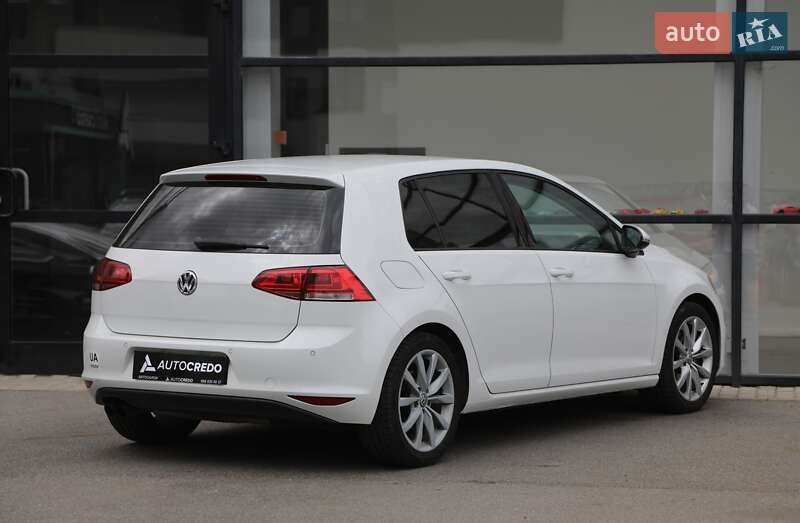 Хетчбек Volkswagen Golf 2013 в Харкові
