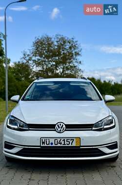 Універсал Volkswagen Golf 2018 в 