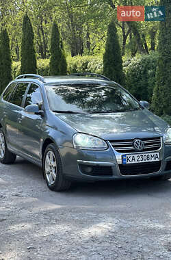 Універсал Volkswagen Golf 2008 в 