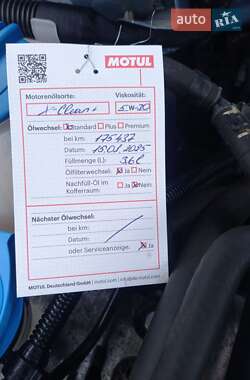 Хэтчбек Volkswagen Golf 2009 в 