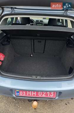 Хэтчбек Volkswagen Golf 2009 в 