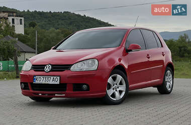 Хетчбек Volkswagen Golf 2007 в 