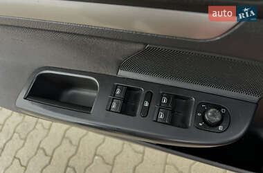 Хетчбек Volkswagen Golf 2007 в 